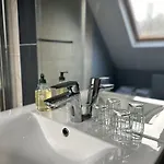 De L'abbaye De Hotel 3*
