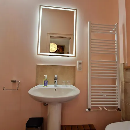 Hotel De L'abbaye De Longpont