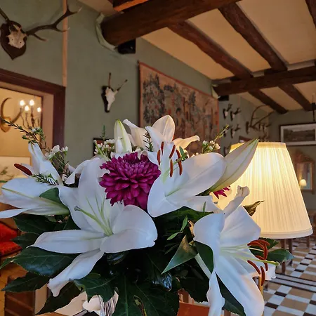 De L'abbaye De Hotel Longpont