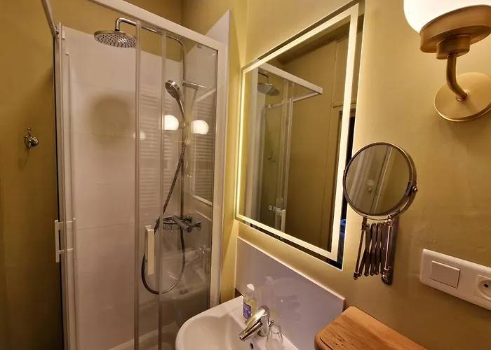 De L'abbaye De 3* Longpont