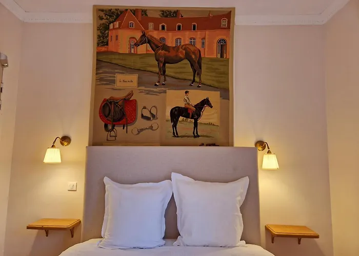 Hotel De L'abbaye De Longpont