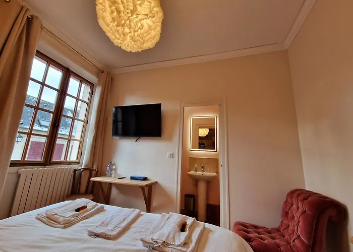 Hotel De L'abbaye De Longpont