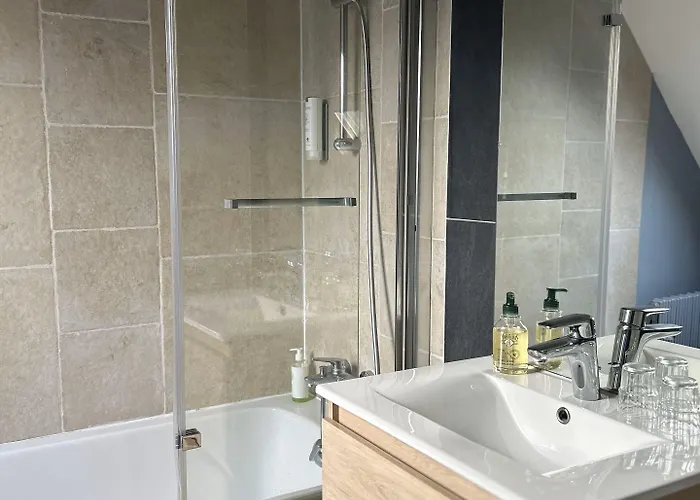 De L'abbaye De Hotel Longpont